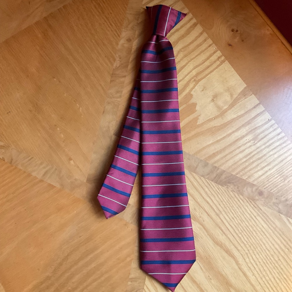 Boys maroon and navy clip on tie